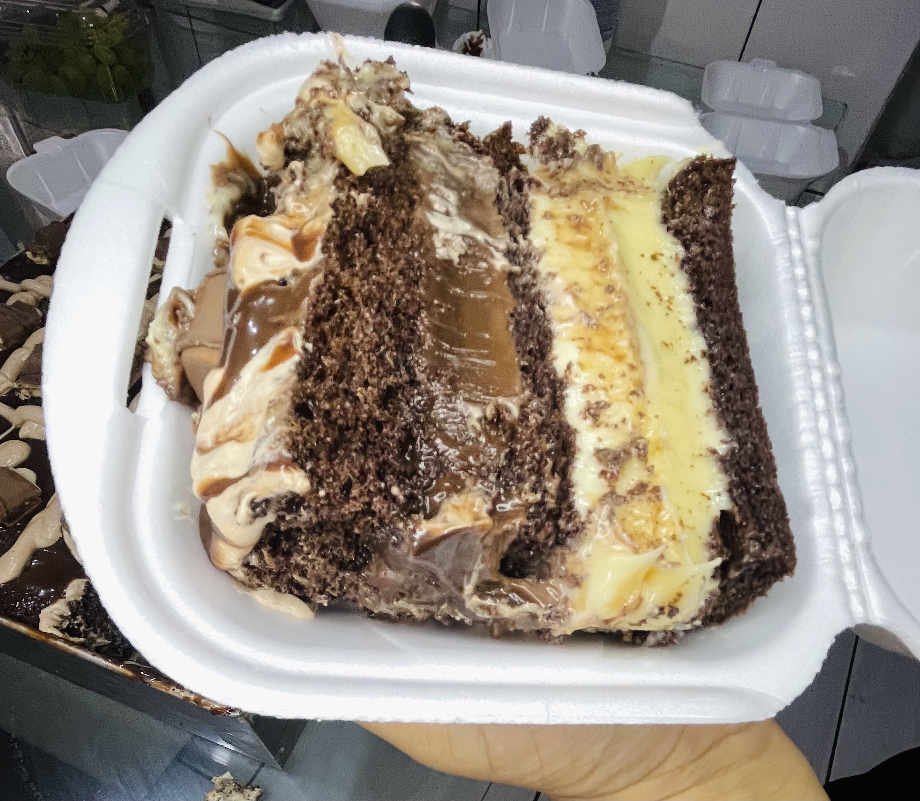 FATIA KINDER BUENO 